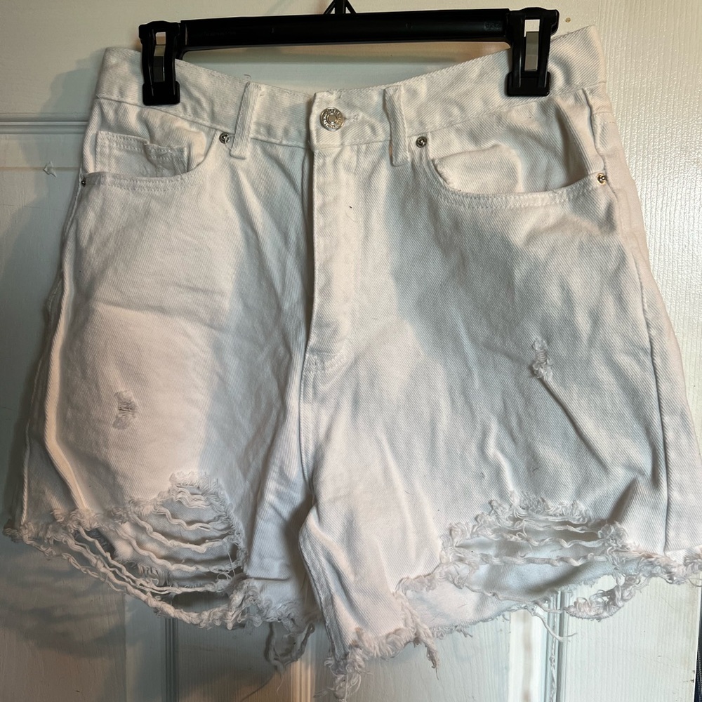 Mom short